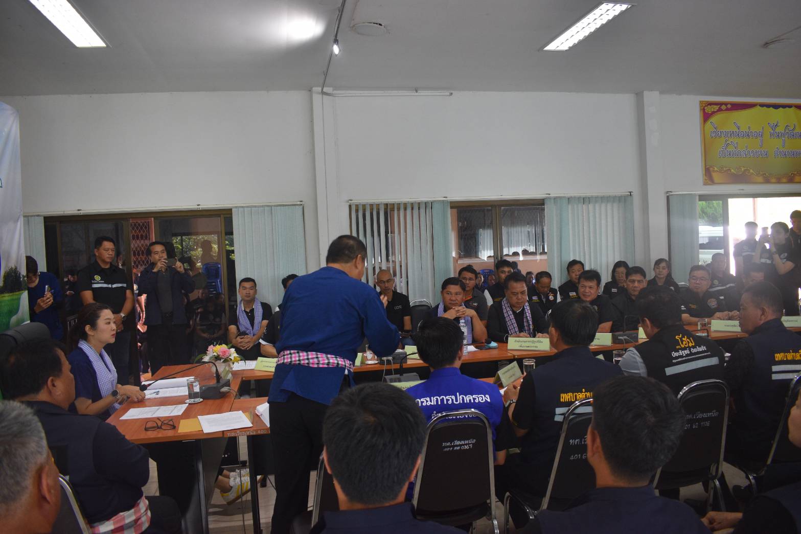 title - องเลขาธิการ ส.ป.ก. ร่วมติดตามรัฐมนตรีช่วยว่าการกระทรวงเกษตรและสหกรณ์ (นางสาวปิยะรัฐชย์ ติยะไพรัช) ลงพื้นที่ตรวจราชการใน อำเภอเวียงเชียงรุ้ง จังหวัดเชียงราย